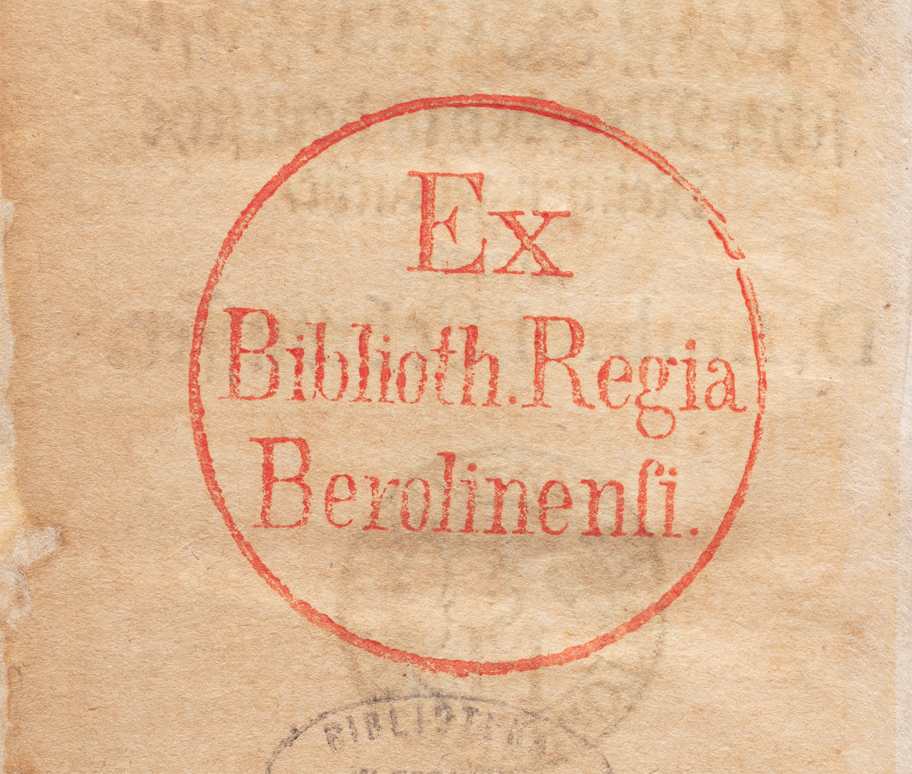 Pruska Biblioteka Państwowa w Berlinie, Pieczątka okrągła (tusz czerwony) "Ex Biblioth. Regia Berolinensi."